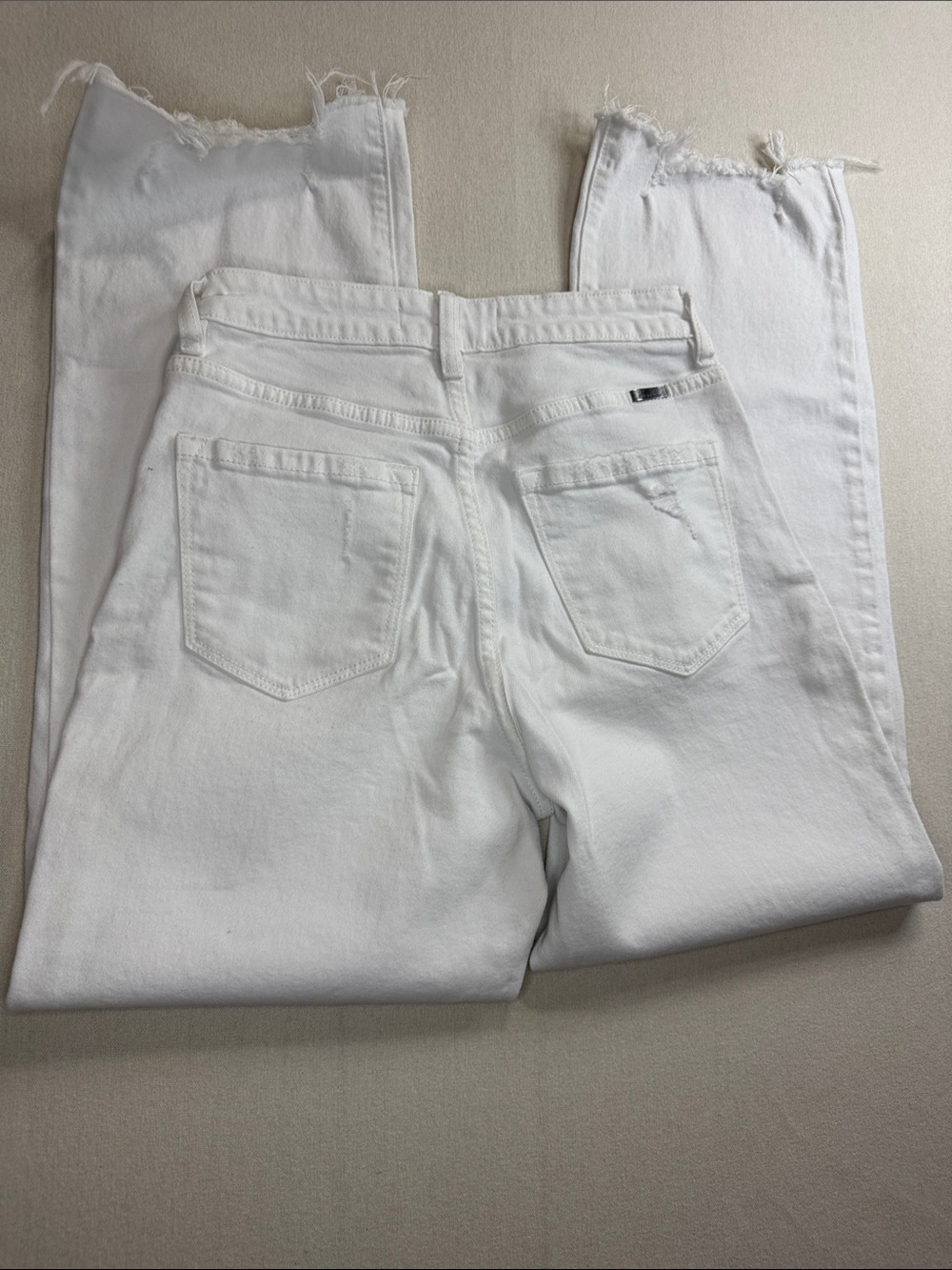 KanCan White Frayed-Hem Straight Leg Jeans - Picture 3 of 8